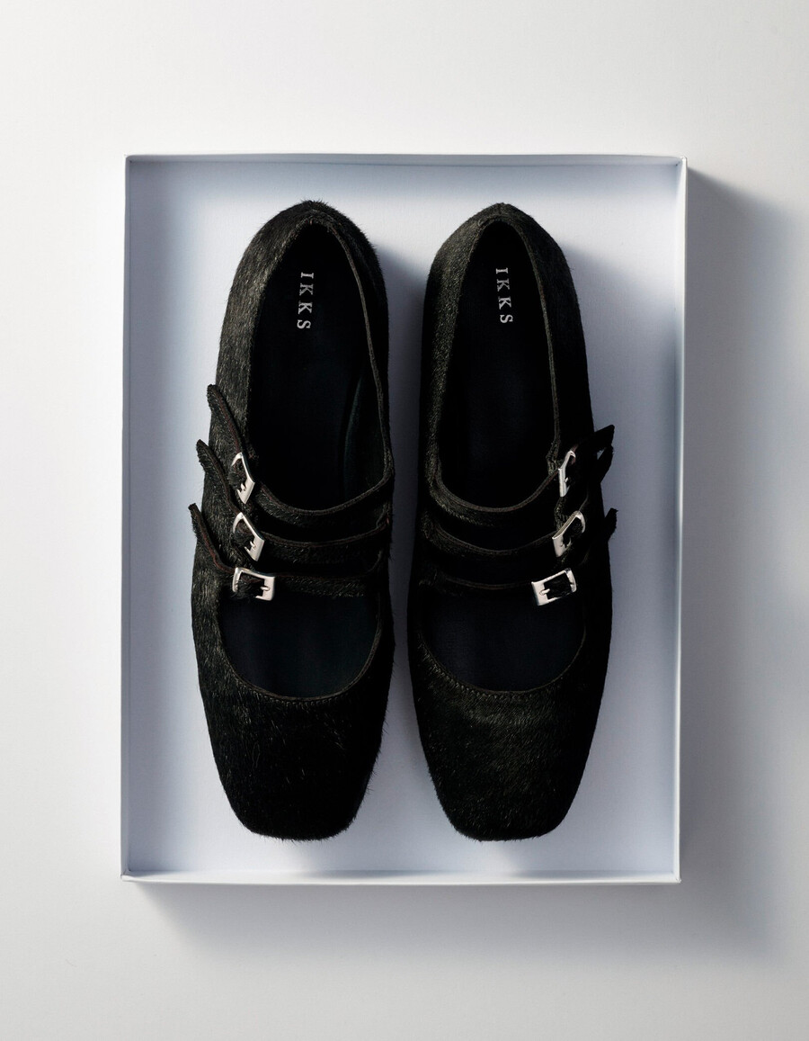 ballerine da donna in pelle effetto cavallino nera 3 fibbie
