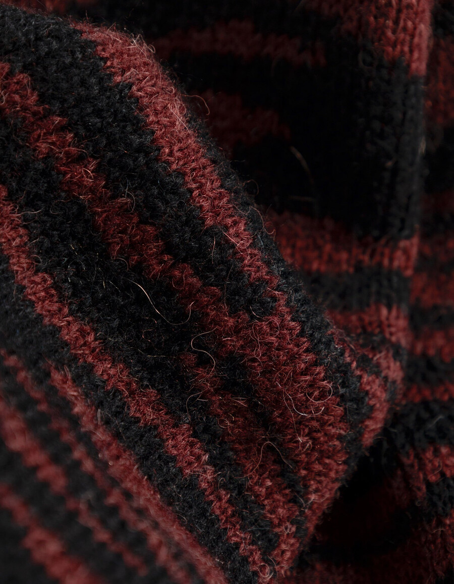 sciarpa da donna in maglia jacquard zebrata bordeaux