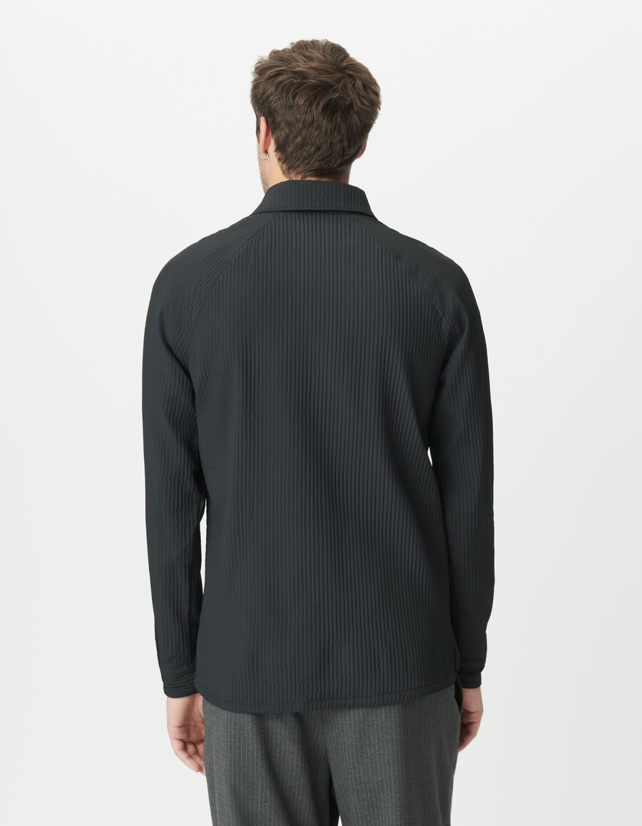 camicia da uomo nera trapuntata leggera e calda