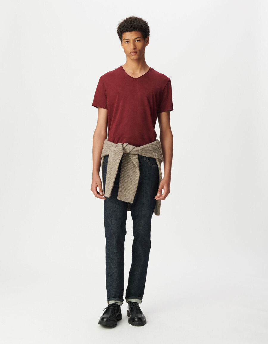 t-shirt da uomo in cotone biologico slub bordeaux con scollo a v