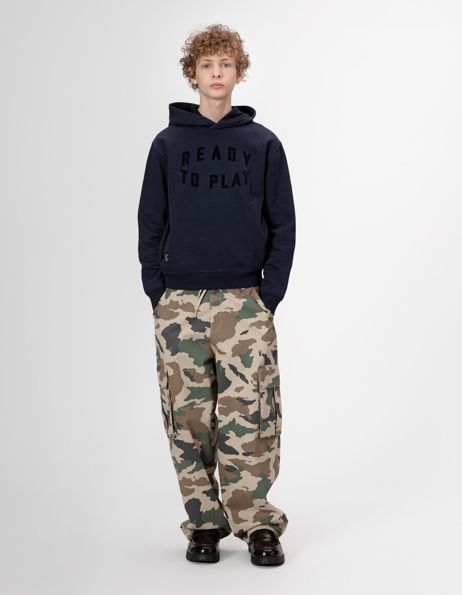 felpa con cappuccio blu navy da bambino con slogan in velluto floccato