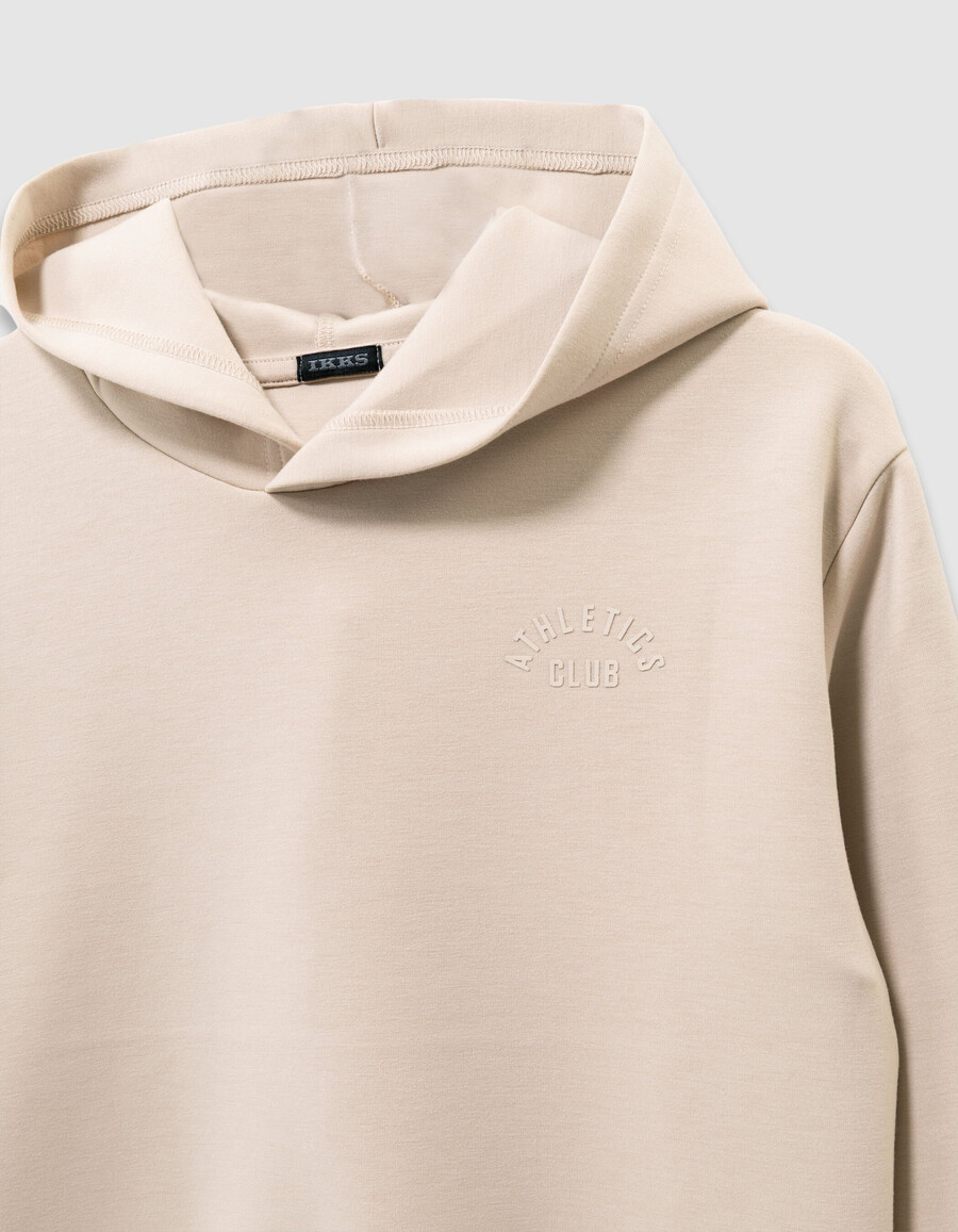 felpa beige da bambino con slogan in rilievo sul retro