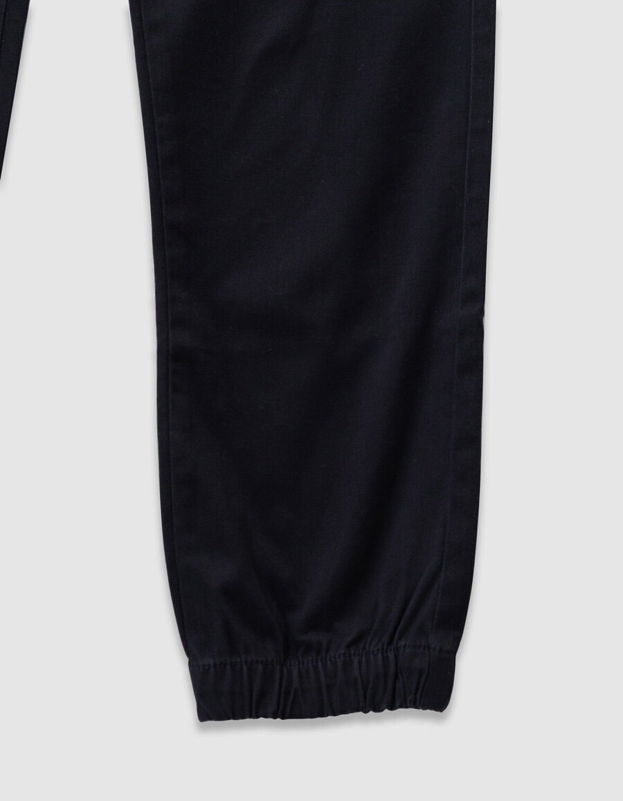 pantaloni cargo neri da ragazzo con vita elasticizzata