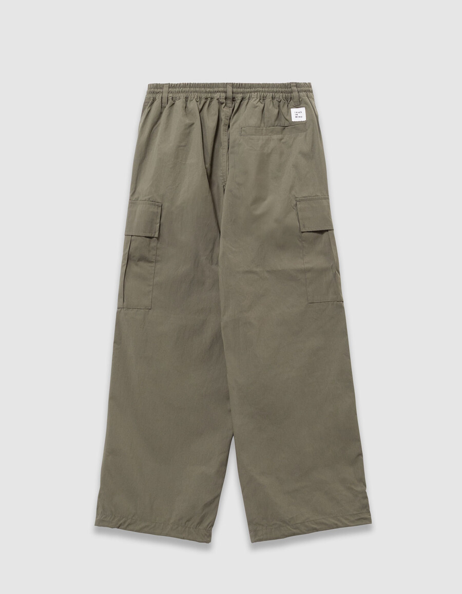 pantaloni cargo a gamba larga color cachi per ragazzi