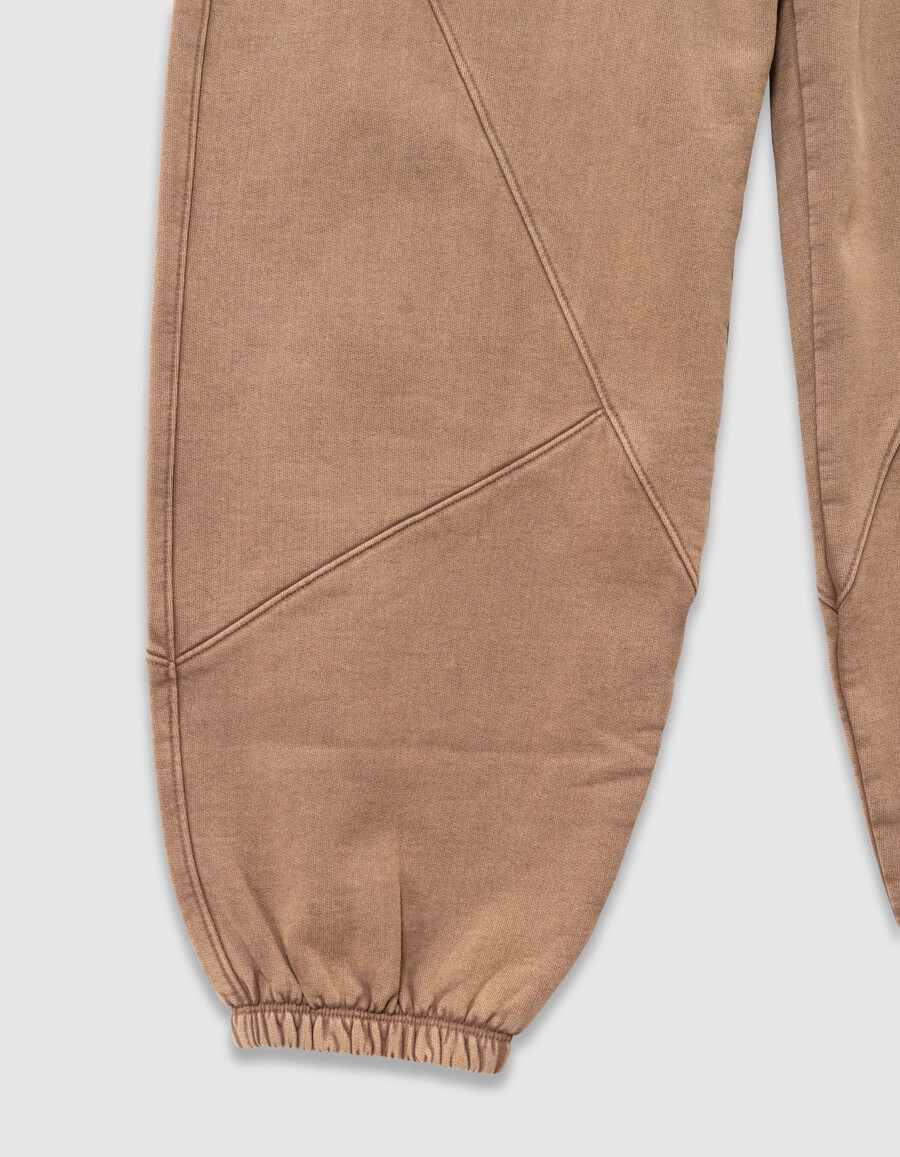 pantaloni da jogging color cammello per ragazzi con cuciture posizionate