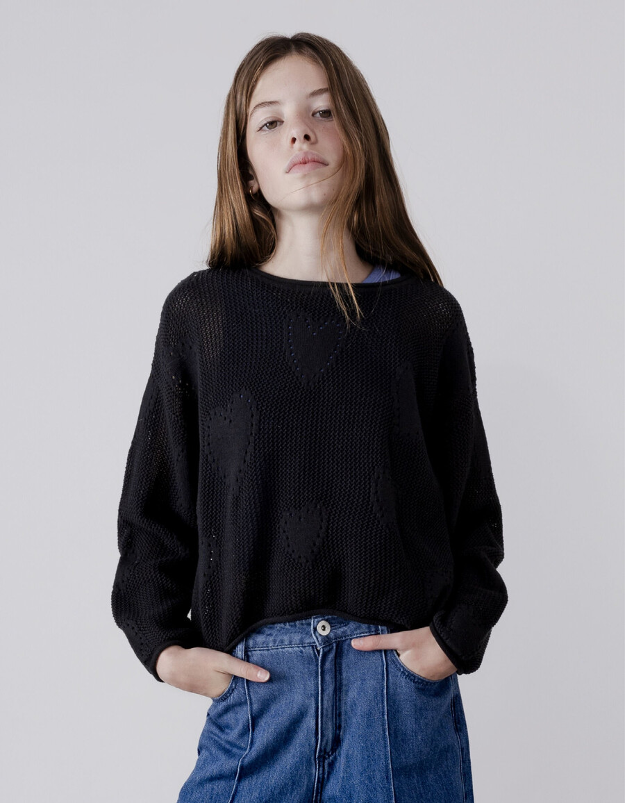 maglione nero traforato con cuori per bambina