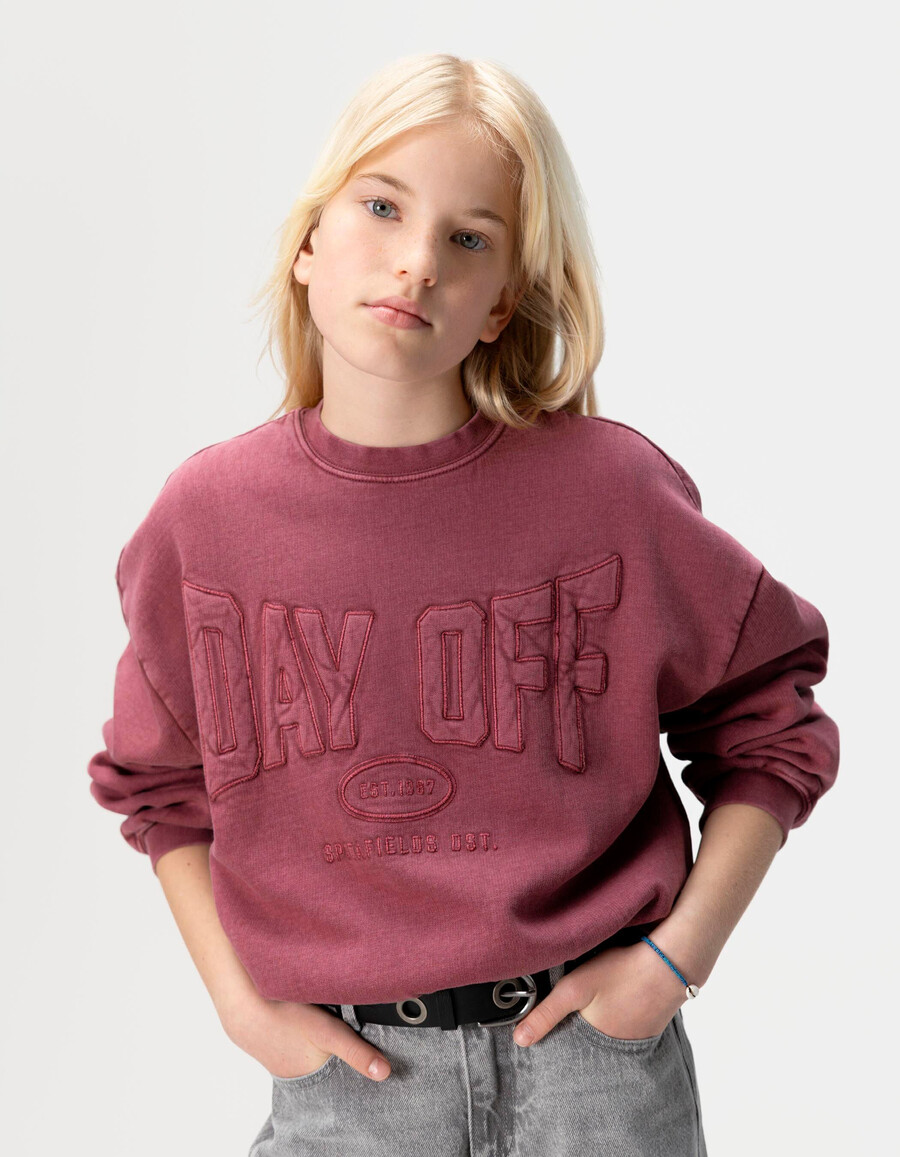 felpa bordeaux da bambina con scritta xl ricamata