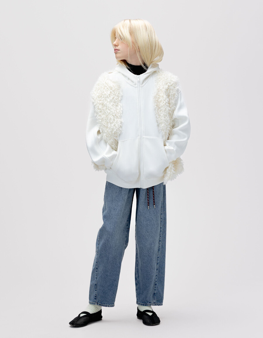 cardigan con cappuccio e gilet 2 in 1 color écru per bambine