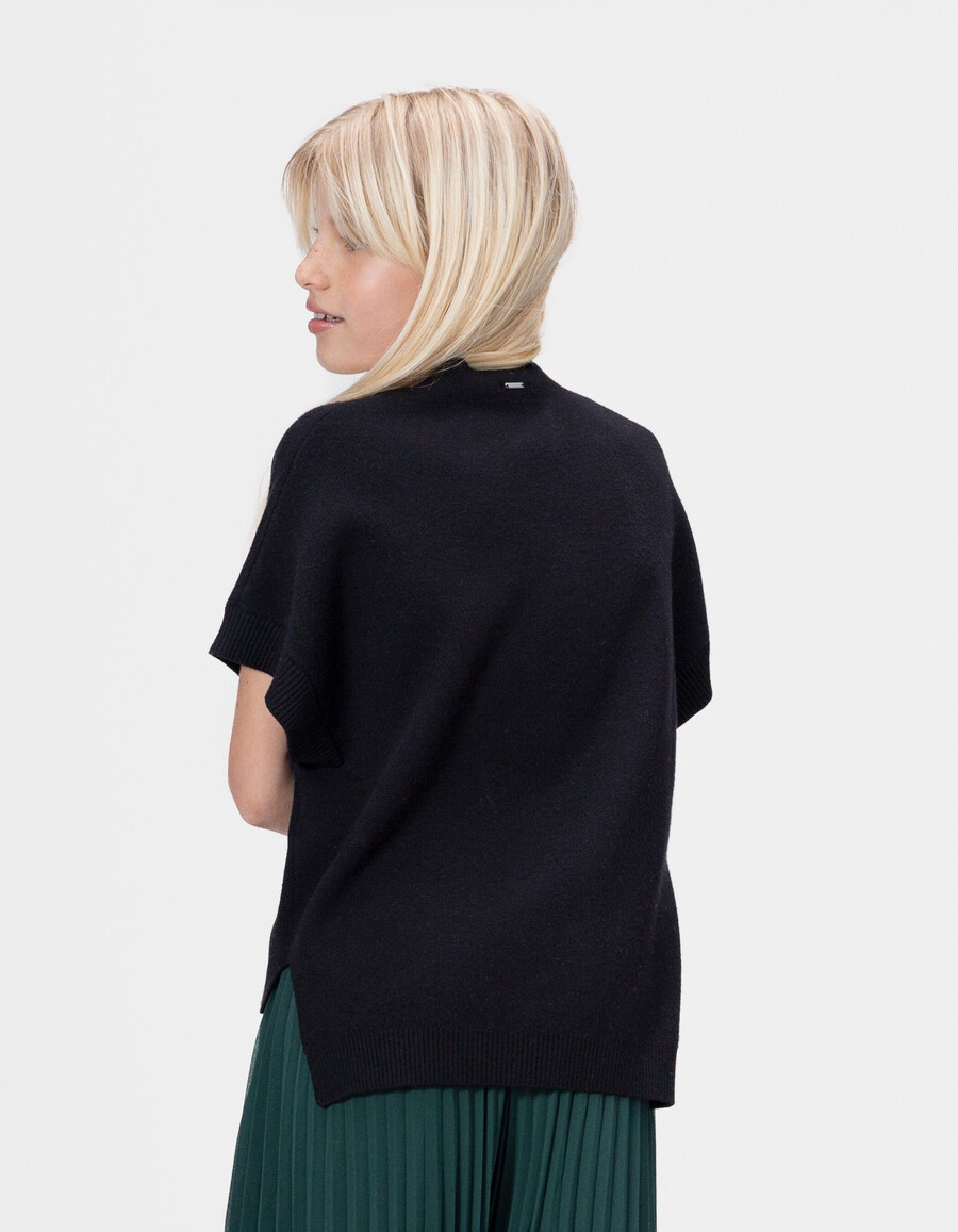 maglione nero senza maniche in maglia per ragazze
