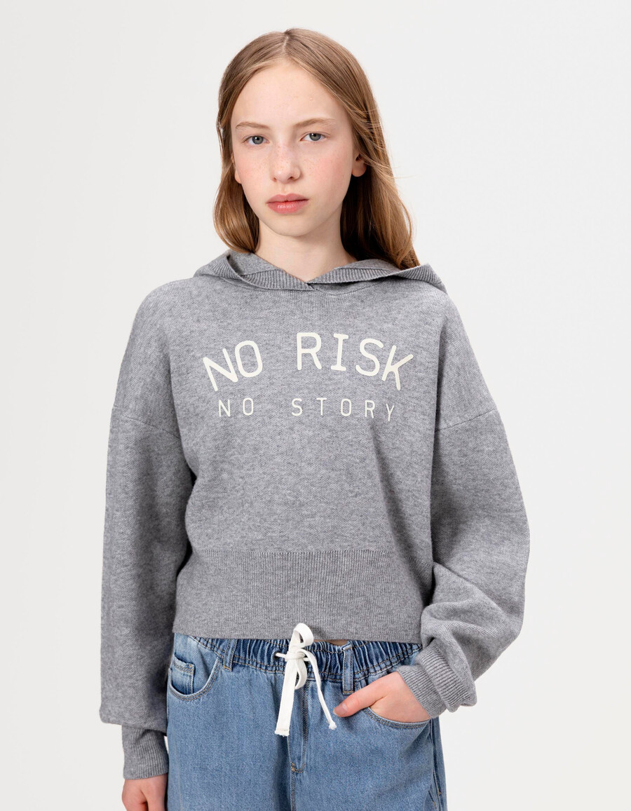 felpa grigia con cappuccio in maglia da bambina con slogan