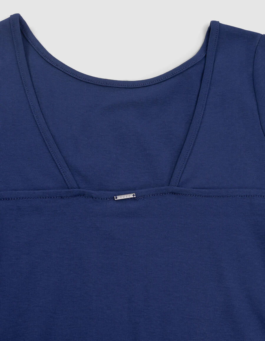 maglietta blu scollatissima per ragazze
