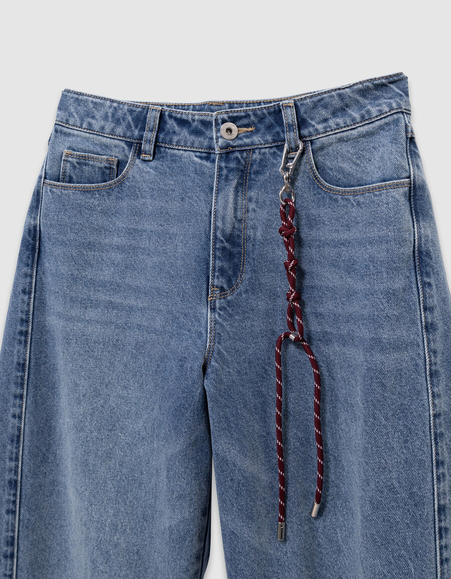 jeans a palloncino blu da bambina con cordino portafortuna