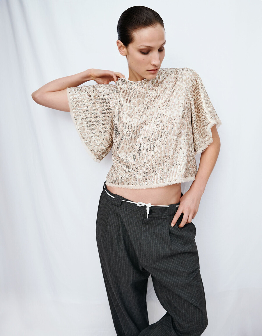 top beige da donna paillettes dorate maniche a farfalla