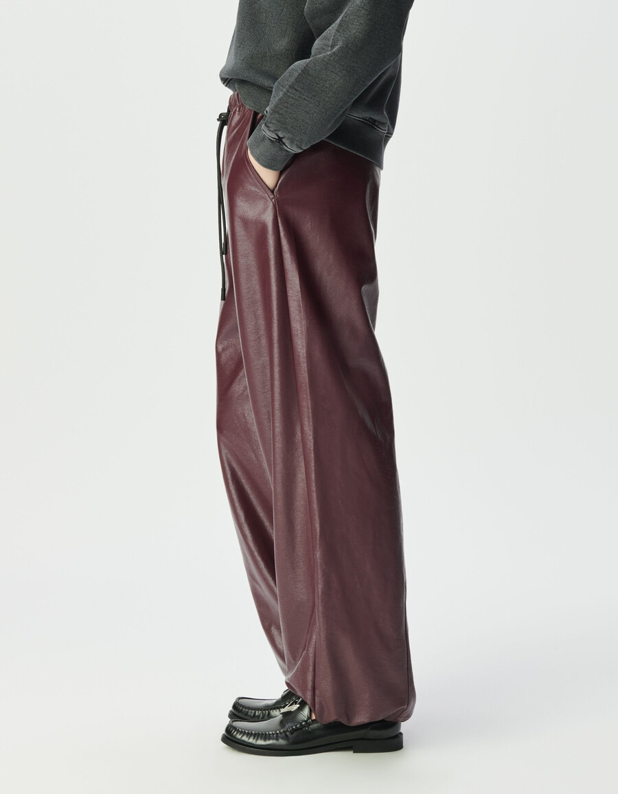 pantaloni da donna effetto vinile bordeaux
