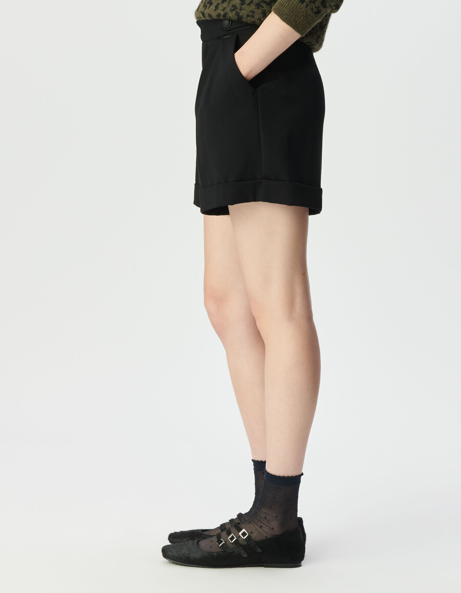 pantaloncini larghi neri da donna con risvolti