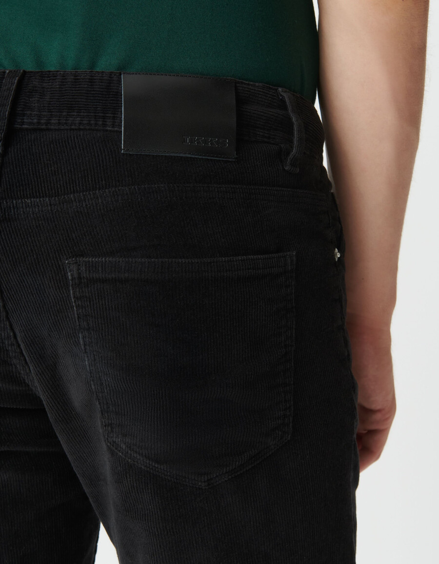 pantaloni slim in velluto a coste nero da uomo