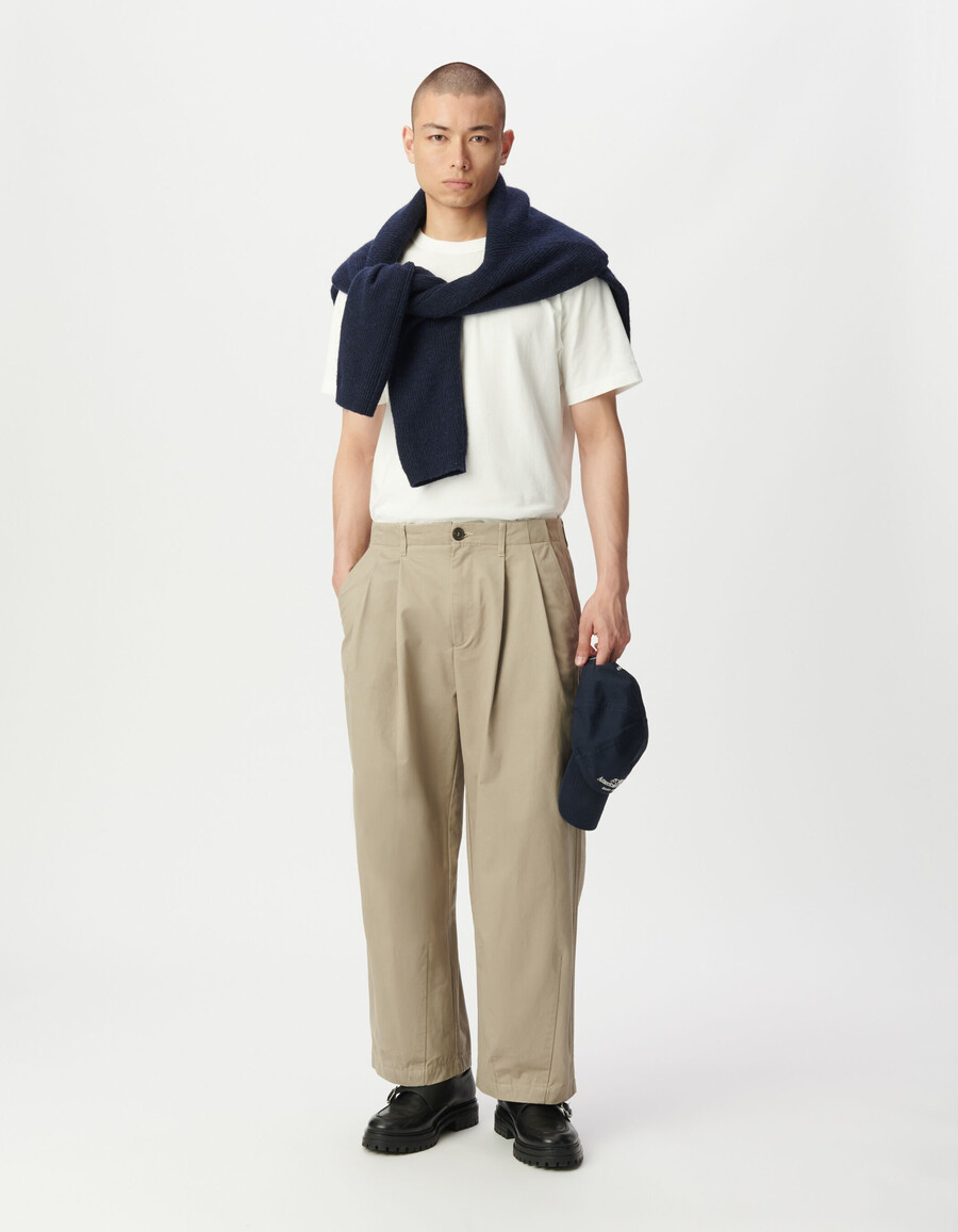 pantaloni beige larghi per uomo